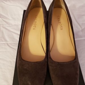 Talbots LUCHA2-M/F Brown Suede Wedge Heel Square Toe Pumps 6.5 Mint Condition